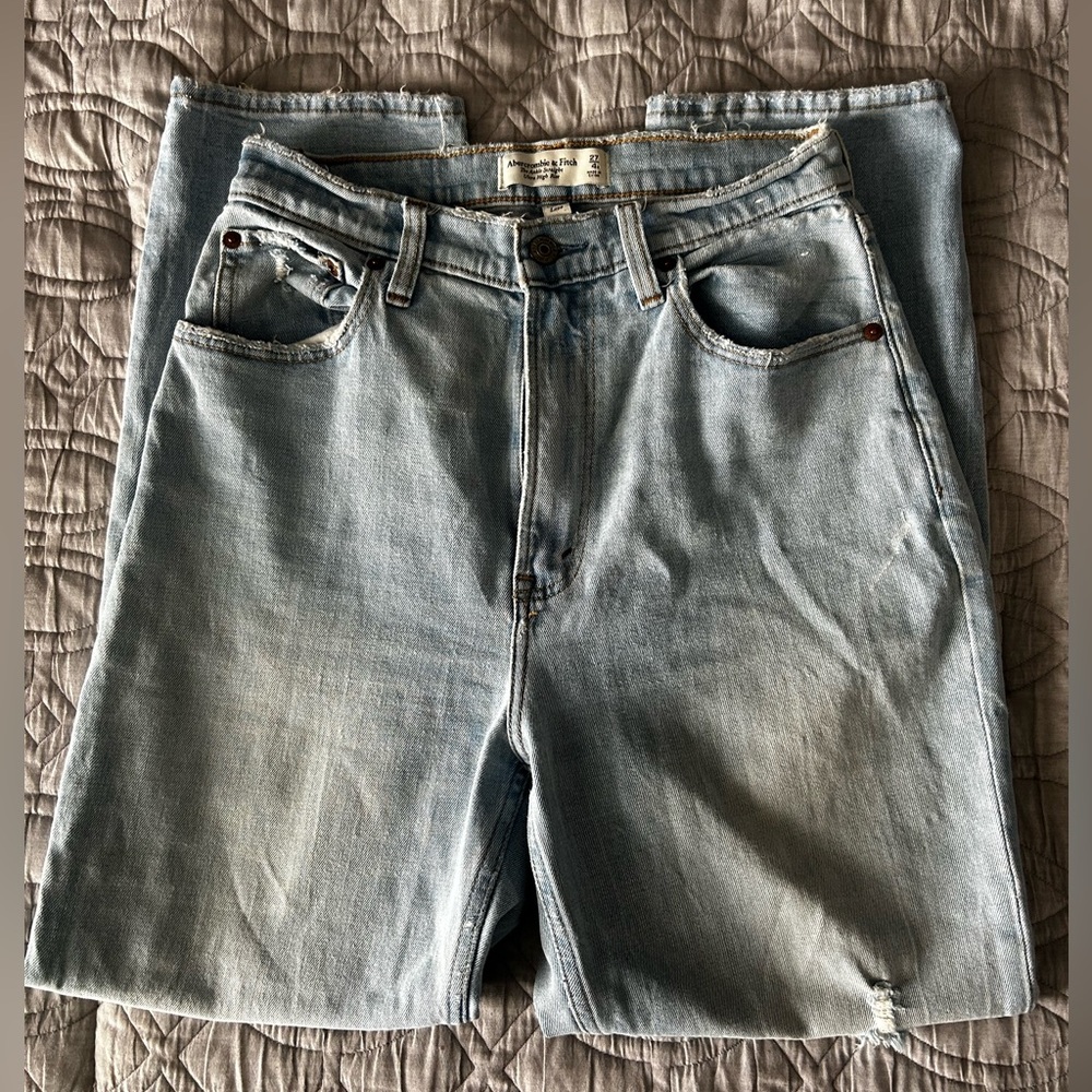 Abercrombie & Fitch Ultra High Rise Jeans